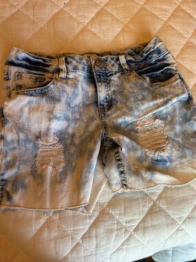 Mudd Acid Wash Light Blue Distressed Kids Denim Shorts